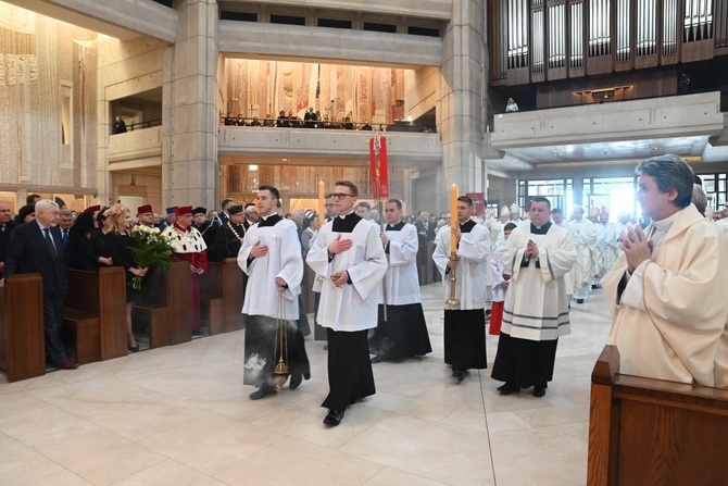 Obchody jubileuszu przyjęcia sakry biskupiej kard. Stanisława Dziwisza - cz.2