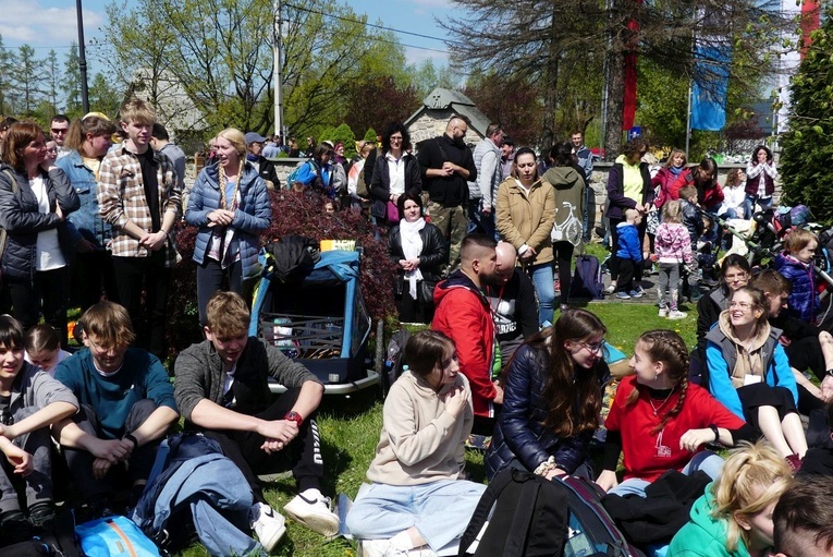 Msza św. pielgrzymów łagiewnickich w Hałcnowie - 2023