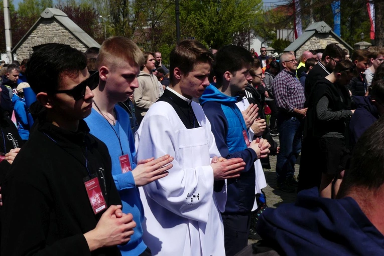 Msza św. pielgrzymów łagiewnickich w Hałcnowie - 2023