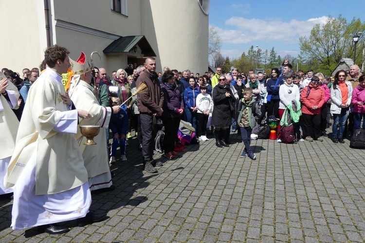 Msza św. pielgrzymów łagiewnickich w Hałcnowie - 2023