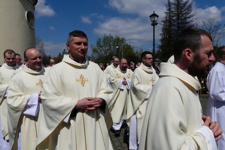 Msza św. pielgrzymów łagiewnickich w Hałcnowie - 2023