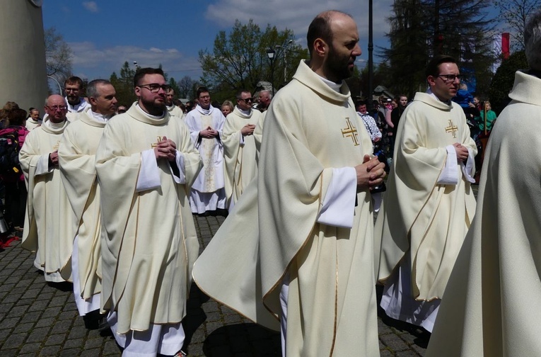 Msza św. pielgrzymów łagiewnickich w Hałcnowie - 2023