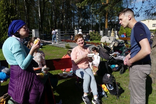 Gościna pielgrzymów łagiewnickich w Kętach-Podlesiu - 2023