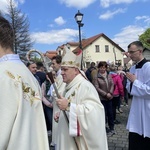 Msza św. w Hałcnowie na rozpoczęcie 11. diecezjalnej pielgrzymki dp Łagiewnik - 2023