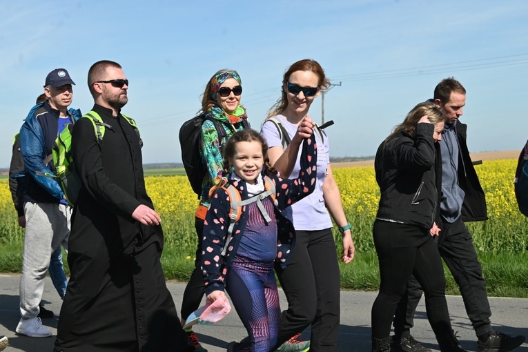 Pielgrzymka do Sulistrowiczek 2023