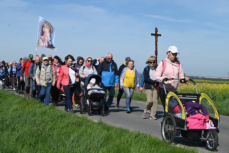 Pielgrzymka do Sulistrowiczek 2023