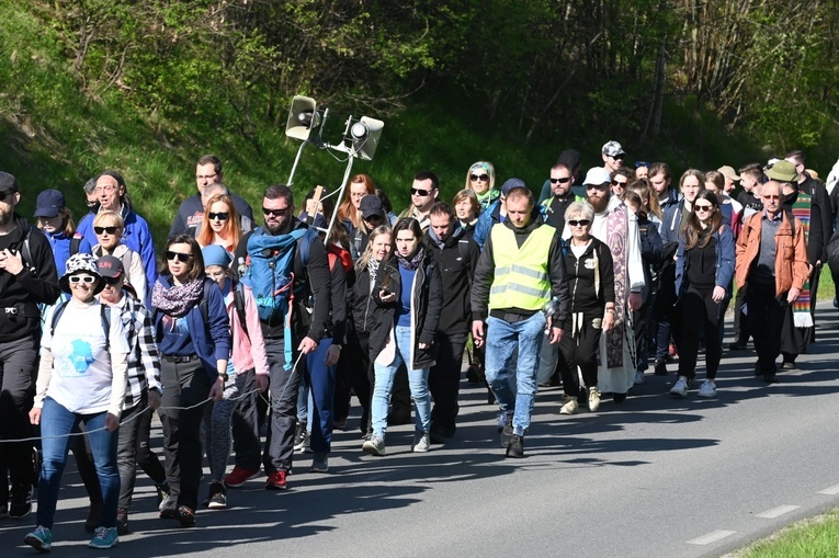 Pielgrzymka do Sulistrowiczek 2023