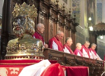 Od XII wieku relikwie patrona Płocka i kapituły katedralnej są czczone w katedrze.
