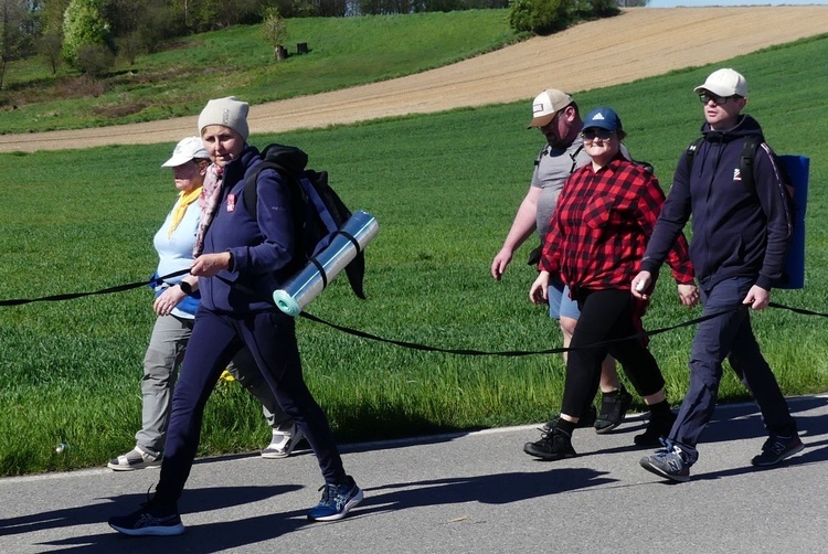 Z Witkowic do Wieprza - II dzień w drodze do Łagiewnik