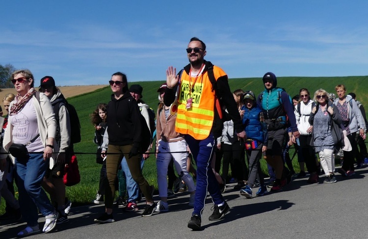 Z Witkowic do Wieprza - II dzień w drodze do Łagiewnik