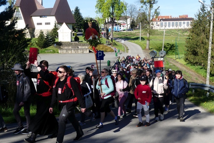 Z Witkowic do Wieprza - II dzień w drodze do Łagiewnik