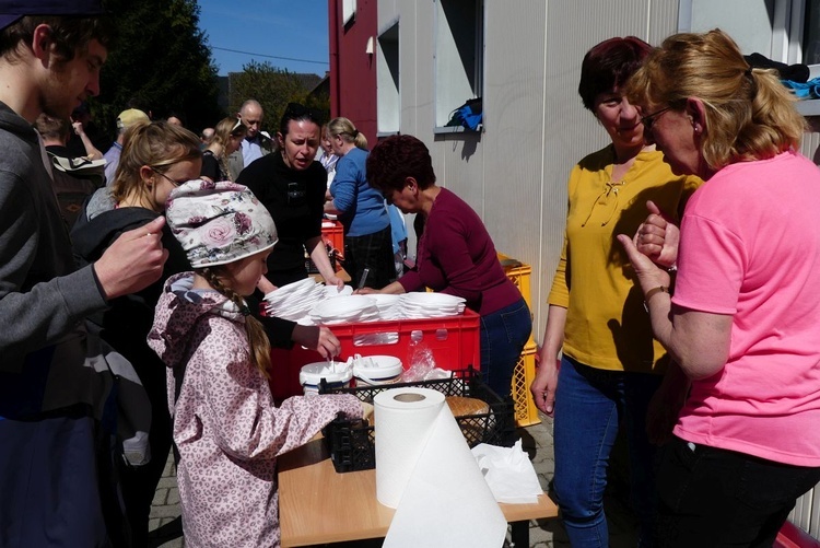 Gościna pielgrzymów w Wieprzu - II dzień w drodze do Łagiewnik