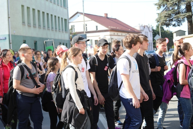 Grupa bł. ks. Sopoćki w gościnie u św. Jana Kantego - w parafii św. Katarzyny i Małgorzaty w Kętach - 2023