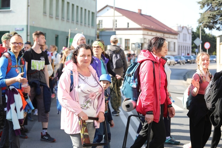 Grupa bł. ks. Sopoćki w gościnie u św. Jana Kantego - w parafii św. Katarzyny i Małgorzaty w Kętach - 2023