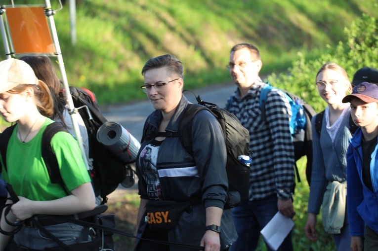 Powitanie grupy św. Matki Teresy na noclegu w Malcu