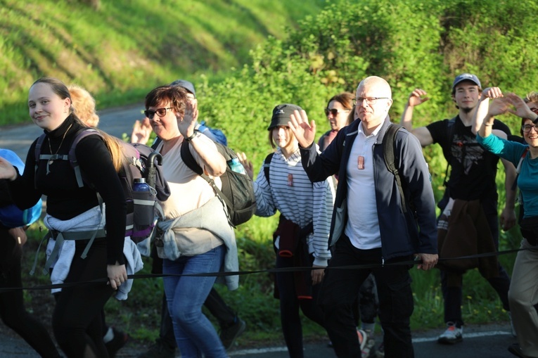 Powitanie grupy św. Matki Teresy na noclegu w Malcu