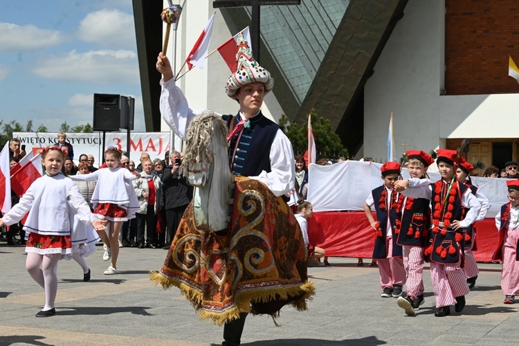 Uroczystość NMP Królowej Polski i 232. rocznicy uchwalenia Konstytucji 3 maja w Świdnicy