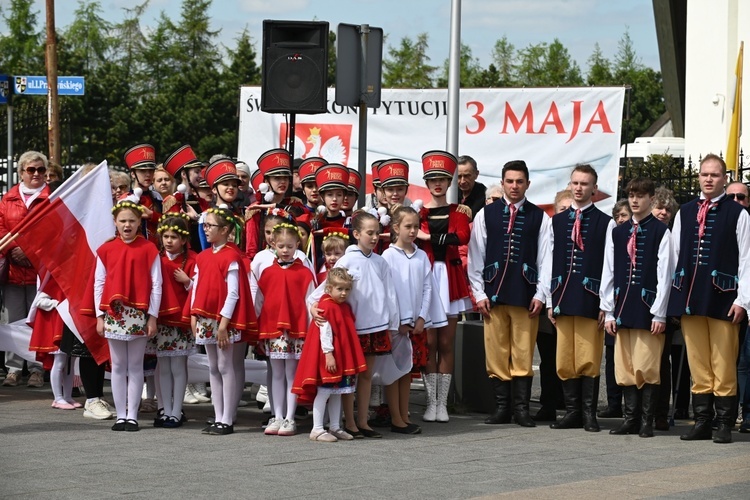 Uroczystość NMP Królowej Polski i 232. rocznicy uchwalenia Konstytucji 3 maja w Świdnicy