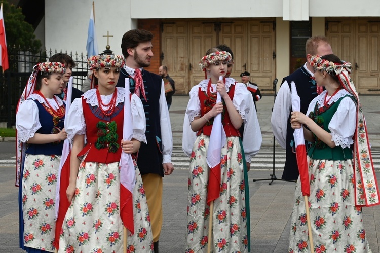 Uroczystość NMP Królowej Polski i 232. rocznicy uchwalenia Konstytucji 3 maja w Świdnicy