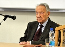 Prof. Stanisław Gebhardt otrzymał Order Orła Białego