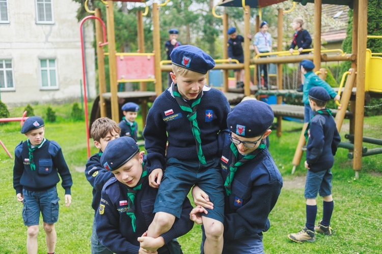 ​Wilczki na Wielkich Łowach