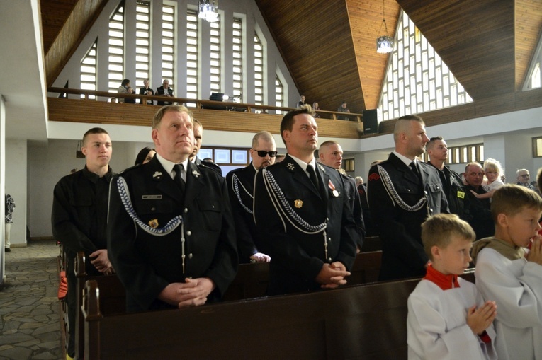 Gminny Dzień Strażaka w Magnuszowicach i Graczach