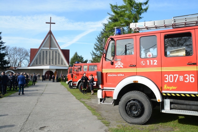 Gminny Dzień Strażaka w Magnuszowicach i Graczach