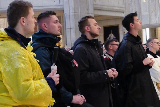 Pielgrzymi łagiewniccy dotarli do celu - w sanktuarium św. Jana Pawła II - 2023