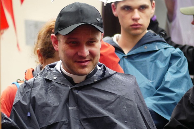 Pielgrzymi dotarli do celu - w drodze do kaplicy relikwii św. Faustyny - 2023