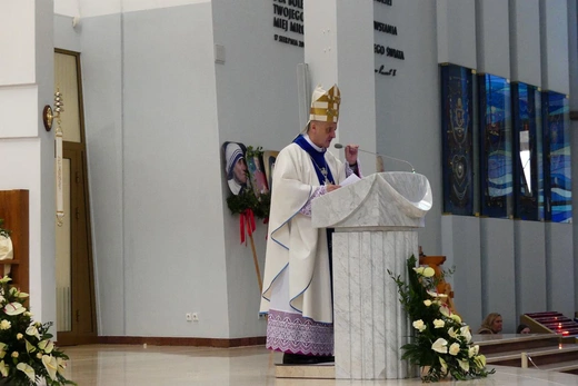 Msza św. na zakończenie pieszej pielgrzymki w sanktuarium Bożego Miłosierdzia - 2023