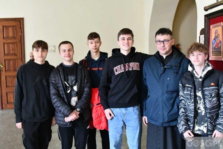 Trwa Pielgrzymka Służby Liturgicznej do Paradyża