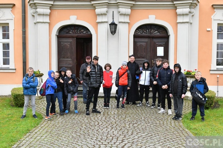 Trwa Pielgrzymka Służby Liturgicznej do Paradyża