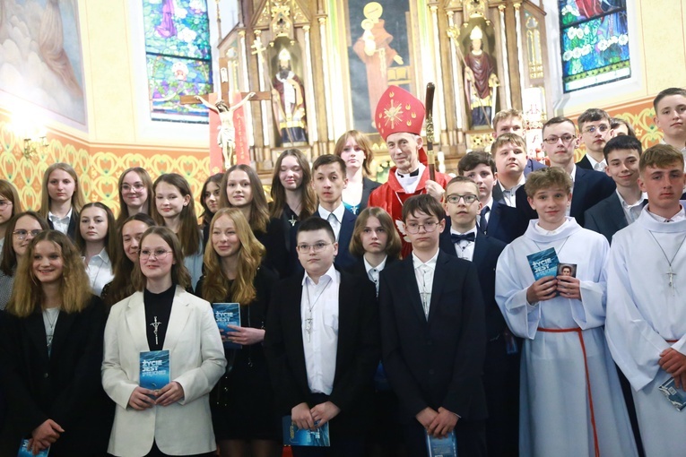 Bierzmowanie w Cikowicach