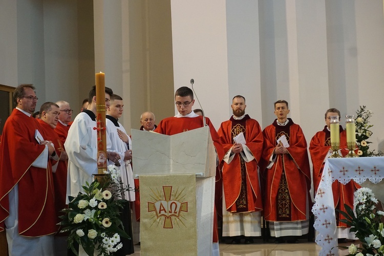 Święcenia diakonatu Patryka Adlera 