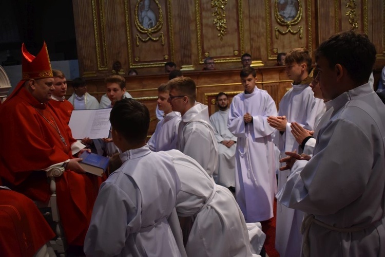 Ministranci z całej diecezji przyjechali dziś na pielgrzymkę do Paradyża