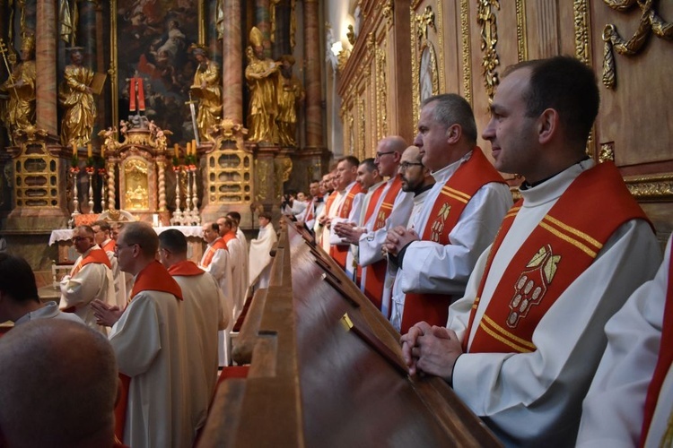 Ministranci z całej diecezji przyjechali dziś na pielgrzymkę do Paradyża
