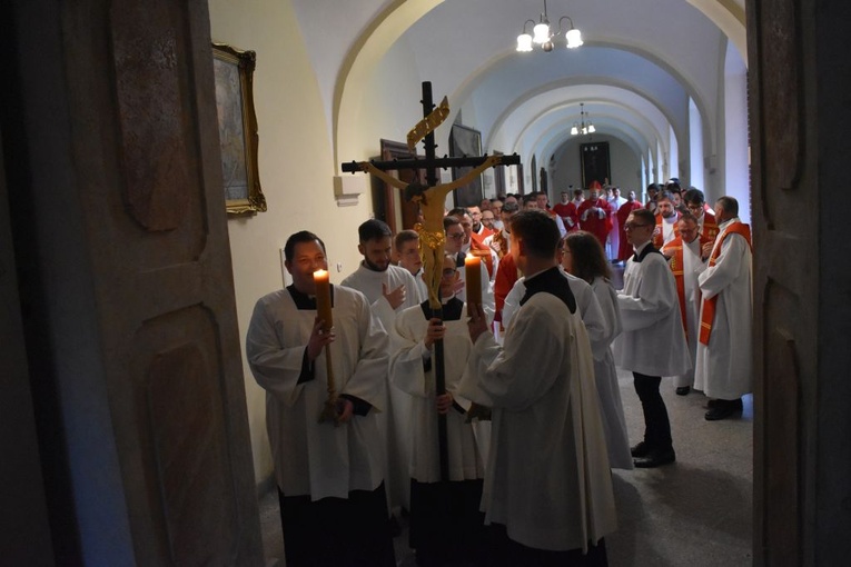 Ministranci z całej diecezji przyjechali dziś na pielgrzymkę do Paradyża