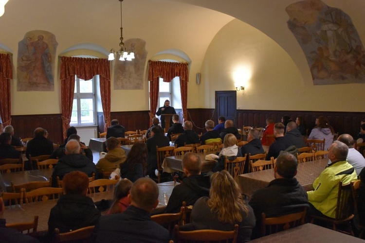 Ministranci z całej diecezji przyjechali dziś na pielgrzymkę do Paradyża