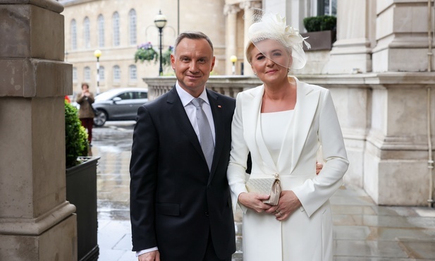 Prezydent Duda zaprosił Karola III do odwiedzenia Polski