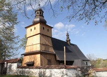 Zabytkowy kościół w Skrzydlnej jest o dwa lub trzy wieki starszy niż dotąd sądzono