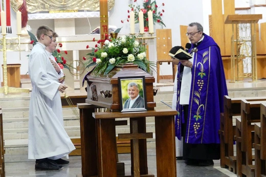 Pogrzeb śp. ks. Władysława Penkali SMA u św. Stanisława w Andrychowie