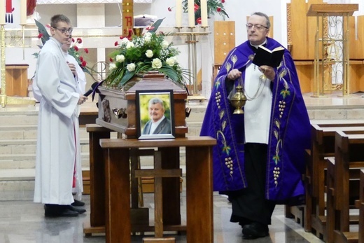 Pogrzeb śp. ks. Władysława Penkali SMA u św. Stanisława w Andrychowie