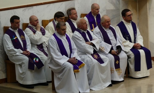 Pogrzeb śp. ks. Władysława Penkali SMA u św. Stanisława w Andrychowie