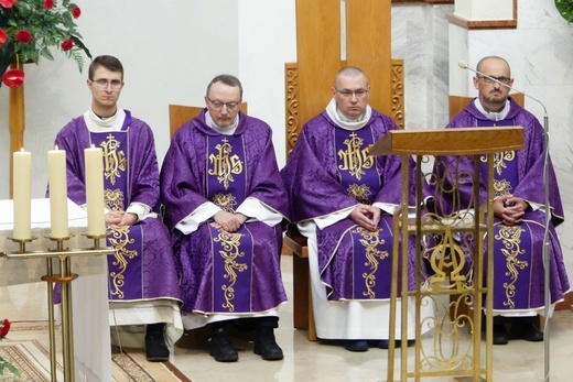 Pogrzeb śp. ks. Władysława Penkali SMA u św. Stanisława w Andrychowie