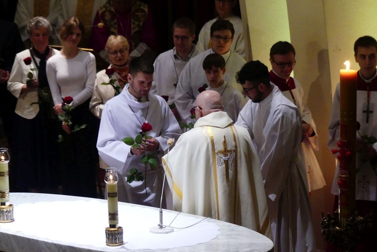 Potrójny jubileusz w parafii Jezusa Chrystusa Odkupiciela Człowieka na os. Karpackim w Bielsku-Białej