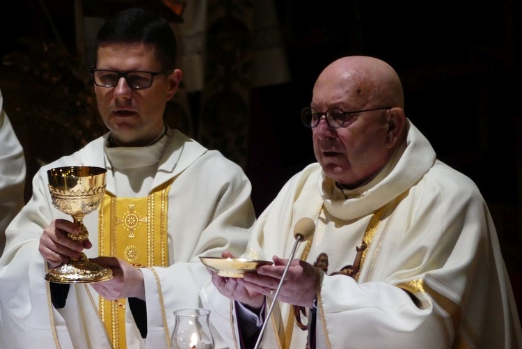 Potrójny jubileusz w parafii Jezusa Chrystusa Odkupiciela Człowieka na os. Karpackim w Bielsku-Białej