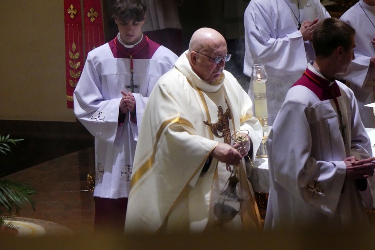 Potrójny jubileusz w parafii Jezusa Chrystusa Odkupiciela Człowieka na os. Karpackim w Bielsku-Białej