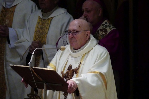 Potrójny jubileusz w parafii Jezusa Chrystusa Odkupiciela Człowieka na os. Karpackim w Bielsku-Białej