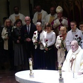 Potrójny jubileusz w parafii Jezusa Chrystusa Odkupiciela Człowieka na os. Karpackim w Bielsku-Białej