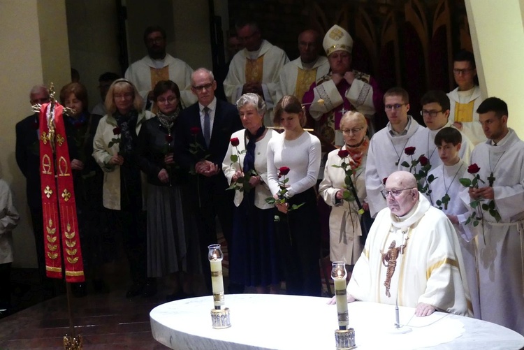 Potrójny jubileusz w parafii Jezusa Chrystusa Odkupiciela Człowieka na os. Karpackim w Bielsku-Białej